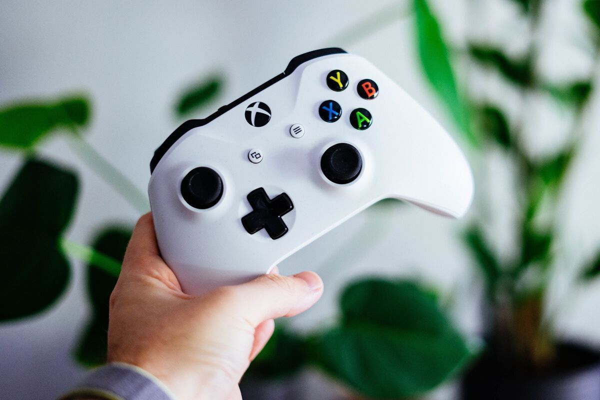 Games & Consoles